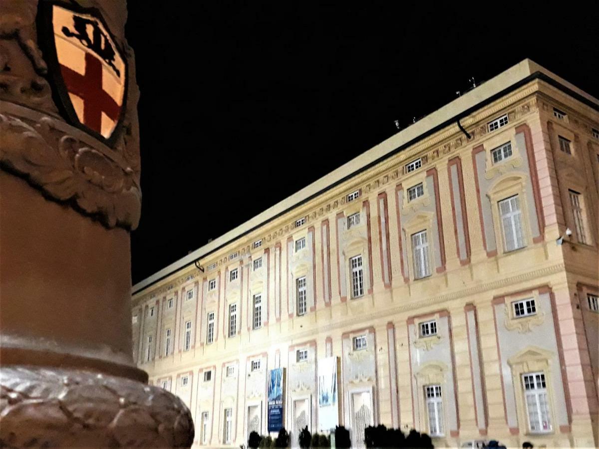 Lovely Apt Really Downtown - Free Private Parking Included! - Genova Esterno foto