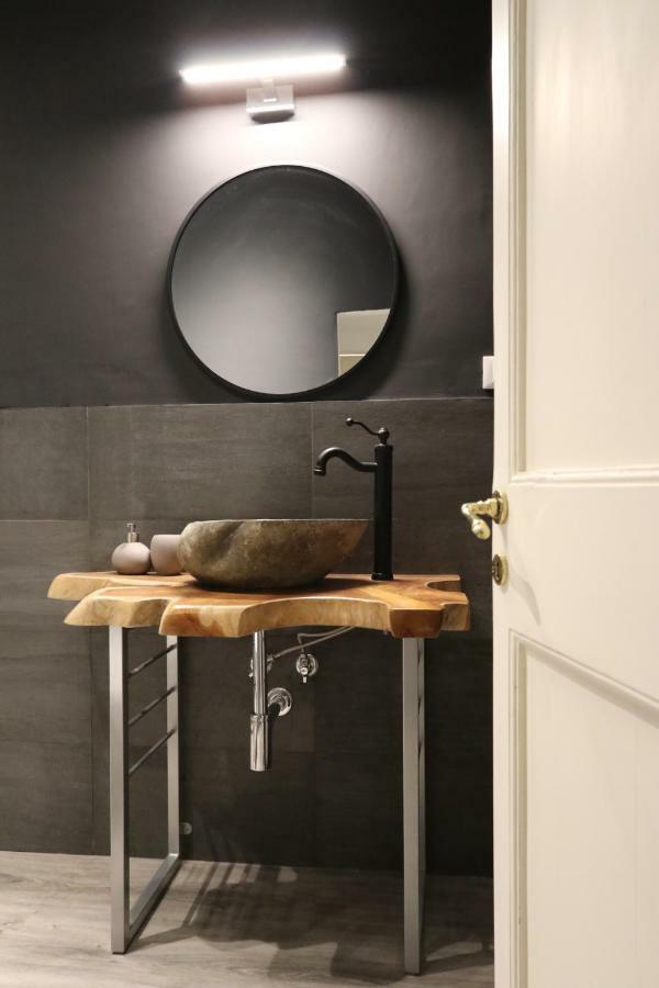 Lovely Apt Really Downtown - Free Private Parking Included! - Genova Esterno foto