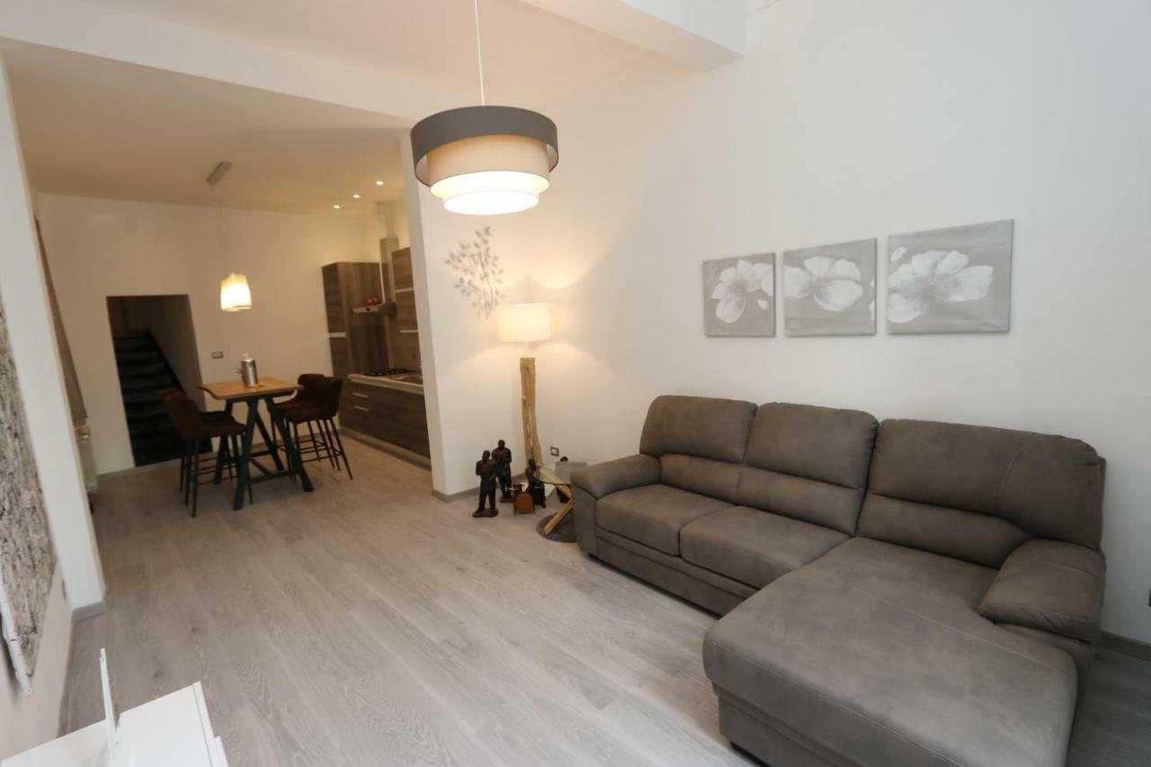 Lovely Apt Really Downtown - Free Private Parking Included! - Genova Esterno foto