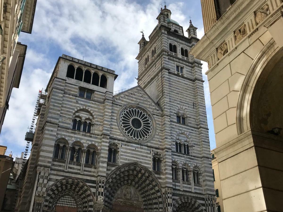 Lovely Apt Really Downtown - Free Private Parking Included! - Genova Esterno foto